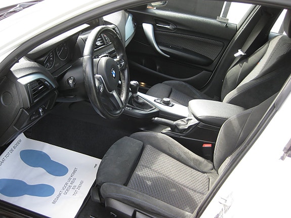 BMW 116i 9 of 13