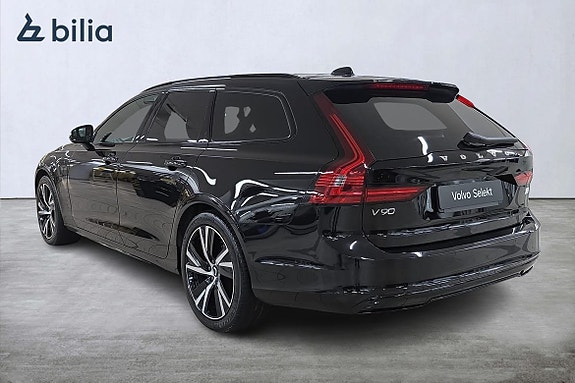 Volvo V90 2 of 25