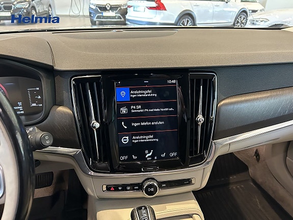 Volvo V90 Cross Country 11 of 13