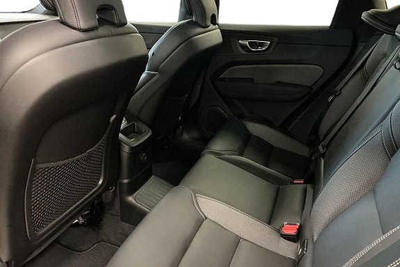 Volvo XC60 20 of 30