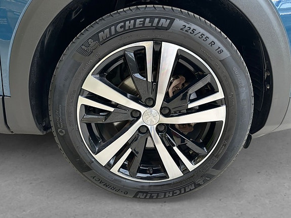 Peugeot 3008 8 of 26