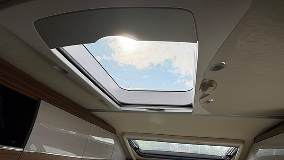 Hymer T 668 CL GOLDEN LIMITED Långbäddar / AC 17 of 30