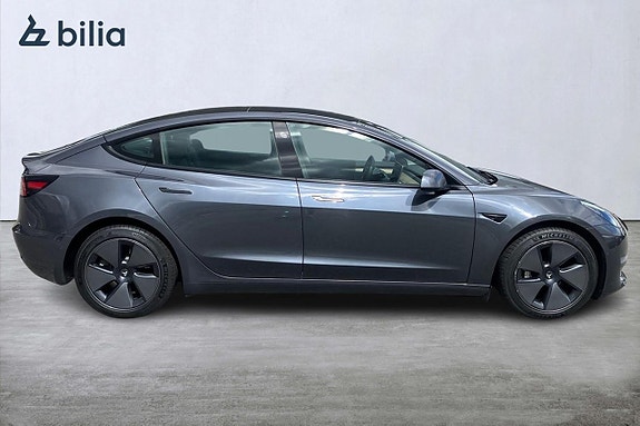 Tesla Model 3 2 of 22