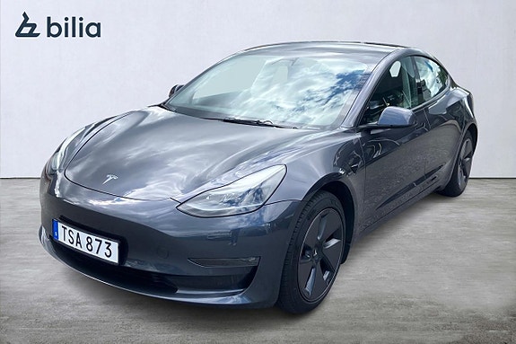Tesla Model 3 7 of 22