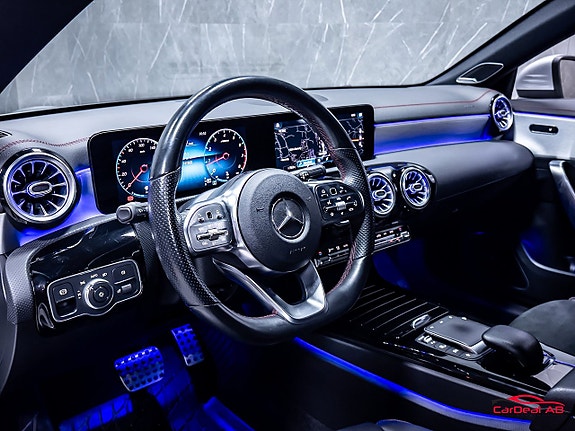 Mercedes-Benz CLA200 12 of 30