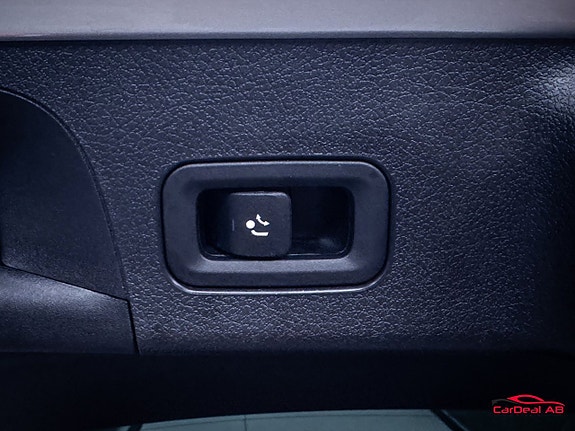 Mercedes-Benz CLA200 18 of 30