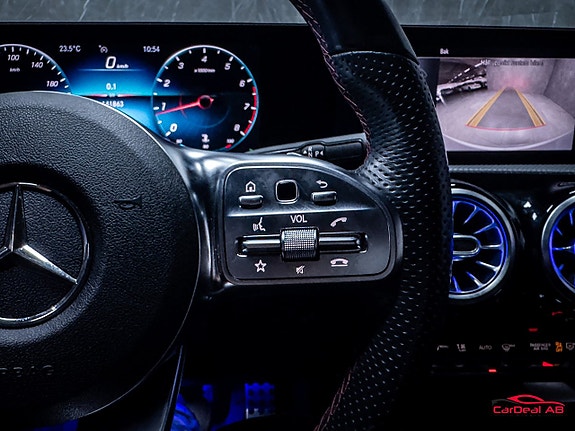 Mercedes-Benz CLA200 22 of 30