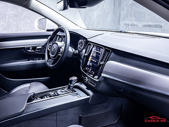 Volvo V90 13 of 29
