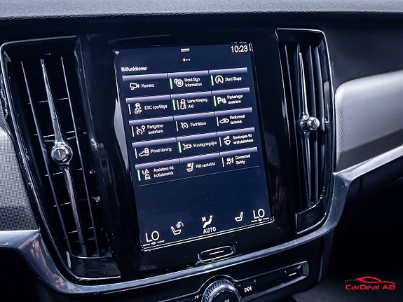 Volvo V90 25 of 29