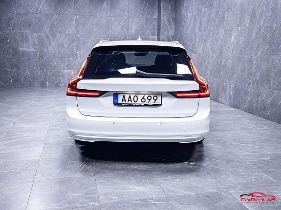 Volvo V90 6 of 29