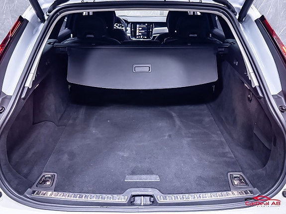 Volvo V90 17 of 29