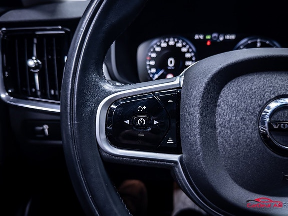Volvo V90 22 of 29