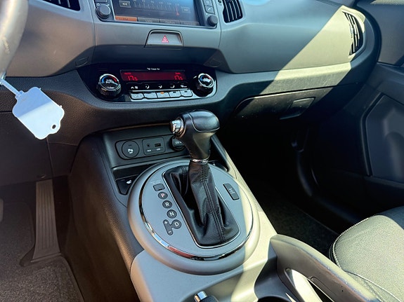 Kia Sportage 12 of 19