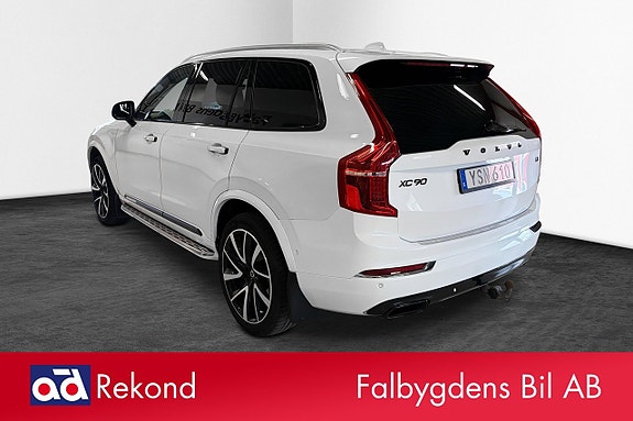 Volvo XC90 4 of 16