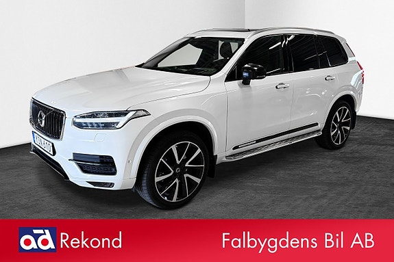 Volvo XC90 2 of 16