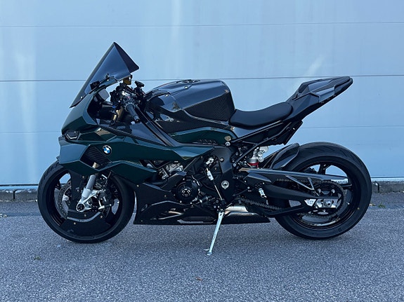 BMW S1000RR UNIK SPEC | CARBON | AKRAPOVIC 2 of 16