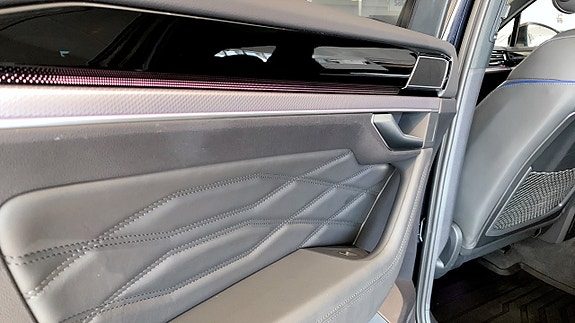 Volkswagen Touareg 16 of 17