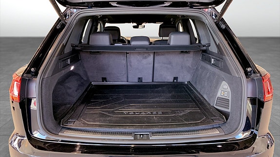Volkswagen Touareg 12 of 17