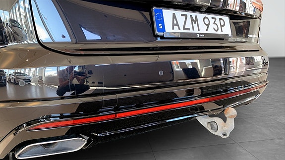 Volkswagen Touareg 13 of 17