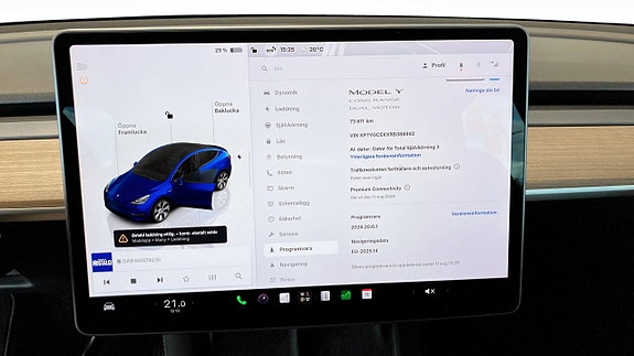 Tesla Model Y 10 of 20