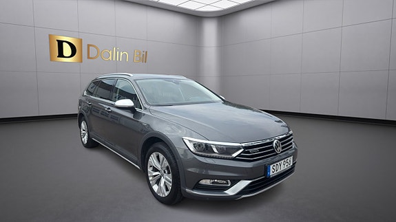 Volkswagen Passat Alltrack 8 of 14