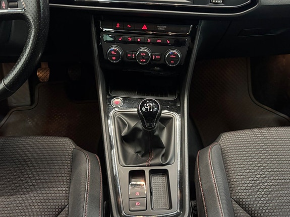 Seat Leon 11 of 26