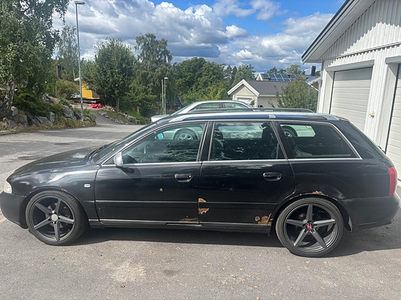 Audi A4 4 of 9