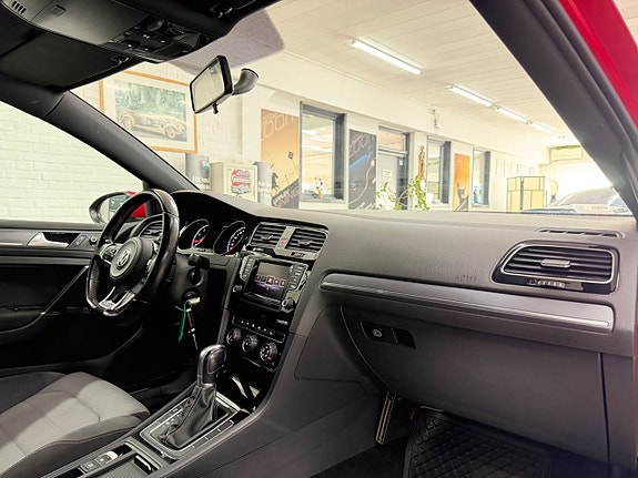 Volkswagen Golf I 14 of 28