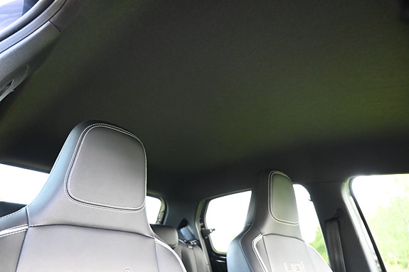 Volkswagen UP! 14 of 24