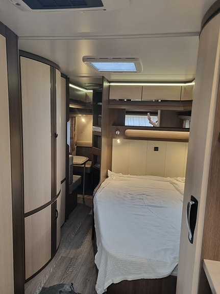 Hobby Prestige 650 KFU (Alde panna, AC, Golvvärme) 16 of 20