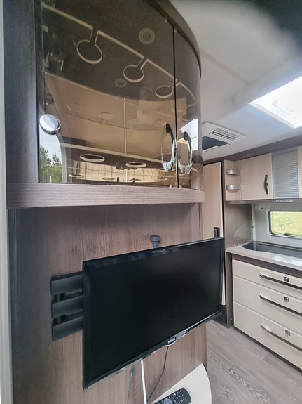 Hobby Prestige 650 KFU (Alde panna, AC, Golvvärme) 12 of 20