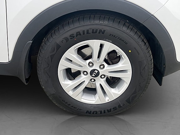 Kia Sportage 10 of 28