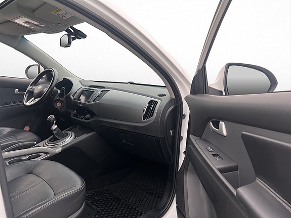 Kia Sportage 16 of 28