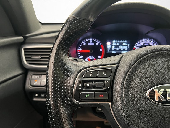 Kia Optima 17 of 30