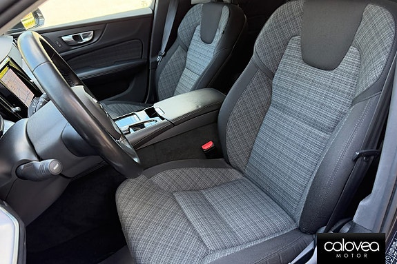 Volvo V60 9 of 15