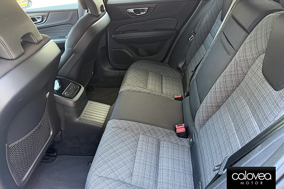Volvo V60 13 of 15