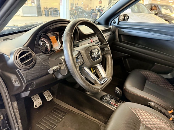 Ligier JS60 0.5 DCI CVT Euro 5 11 of 15
