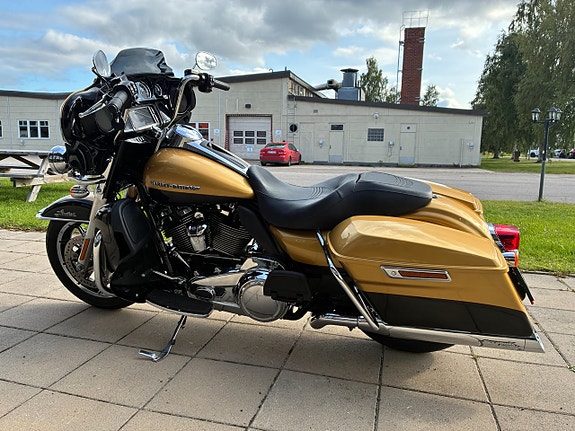 Harley-Davidson Ultra Limited *I Butik!* 3 of 11
