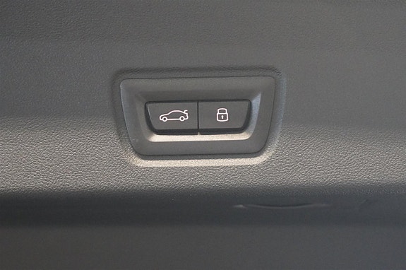 BMW i4 7 of 29