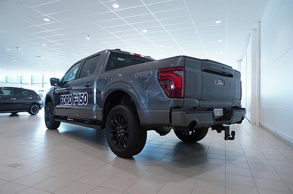 Ford F-150 4 of 11