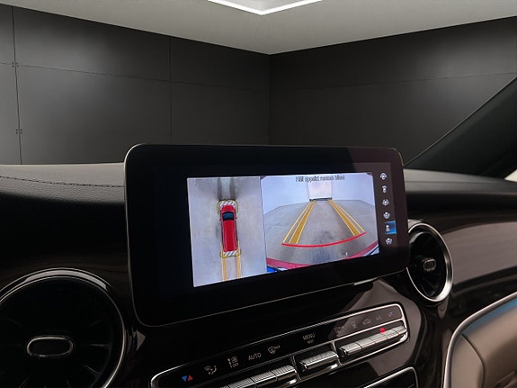 Mercedes-Benz V220 d 24 of 30