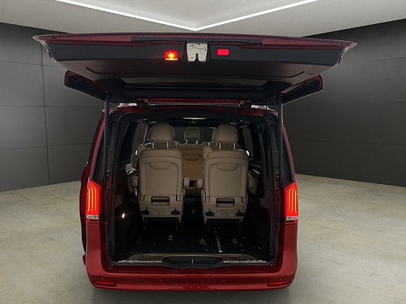 Mercedes-Benz V220 d 12 of 30