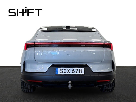 Polestar 4 6 of 30
