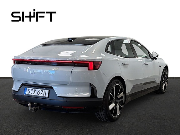 Polestar 4 4 of 30
