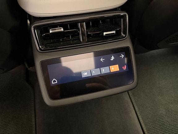Polestar 4 27 of 30