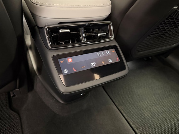 Polestar 4 26 of 30