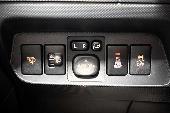 Toyota Auris 13 of 21