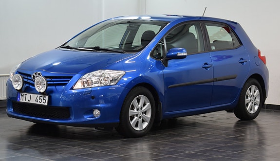 Toyota Auris 4 of 21
