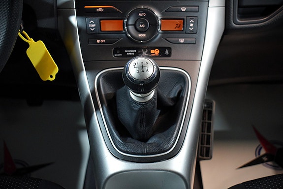 Toyota Auris 16 of 21