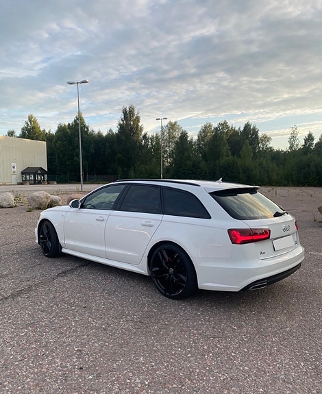 Audi A6 2 of 4